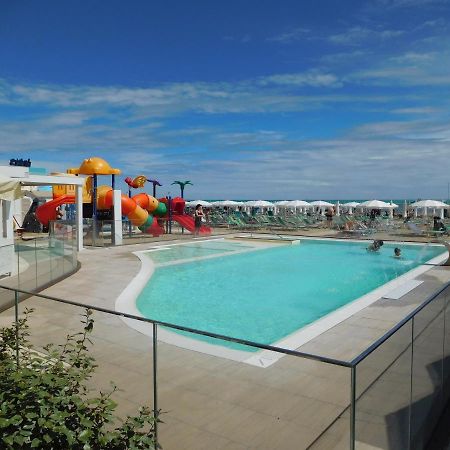 Hotel Villa Linda - Family Hotel - Nuova Costruzione Antisismica ริชชิโอเน ภายนอก รูปภาพ