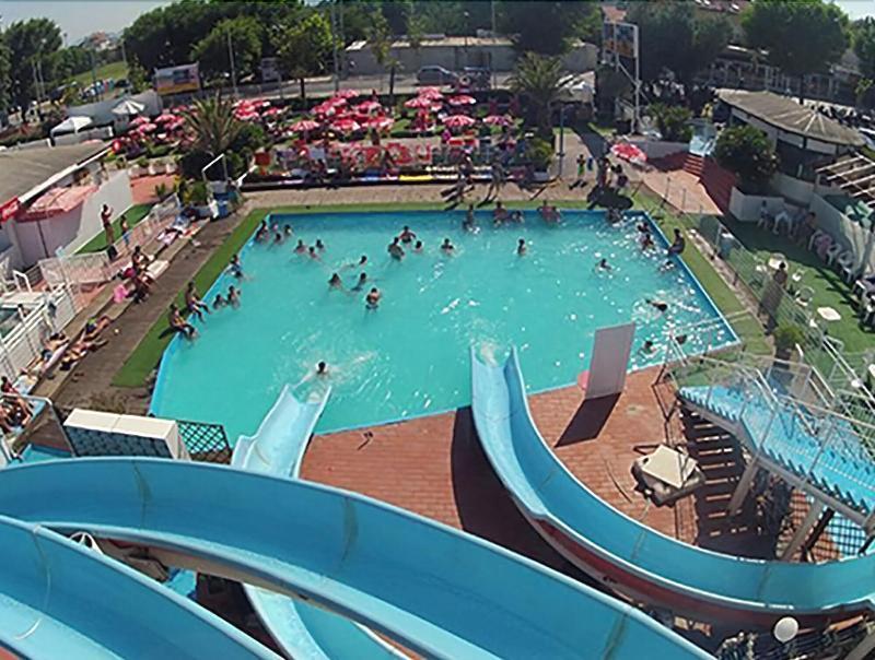 Hotel Villa Linda - Family Hotel - Nuova Costruzione Antisismica ริชชิโอเน ภายนอก รูปภาพ