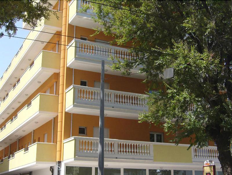 Hotel Villa Linda - Family Hotel - Nuova Costruzione Antisismica ริชชิโอเน ภายนอก รูปภาพ