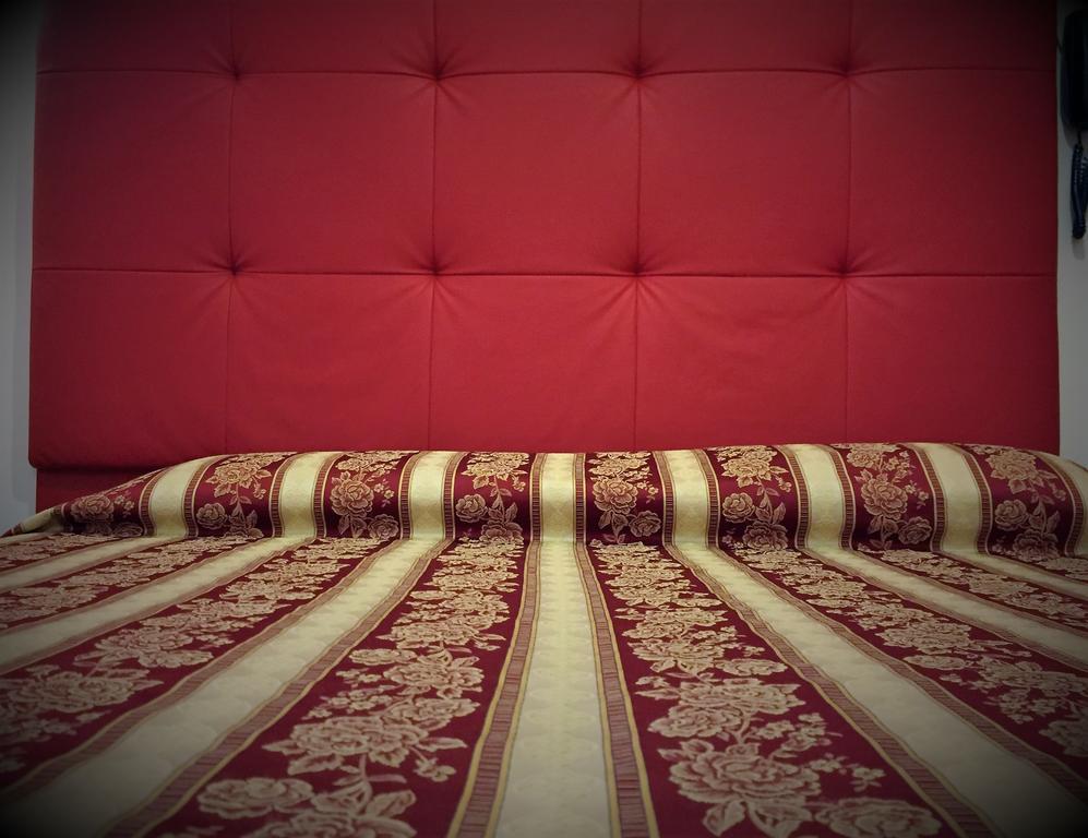 Hotel Villa Linda - Family Hotel - Nuova Costruzione Antisismica ริชชิโอเน ภายนอก รูปภาพ